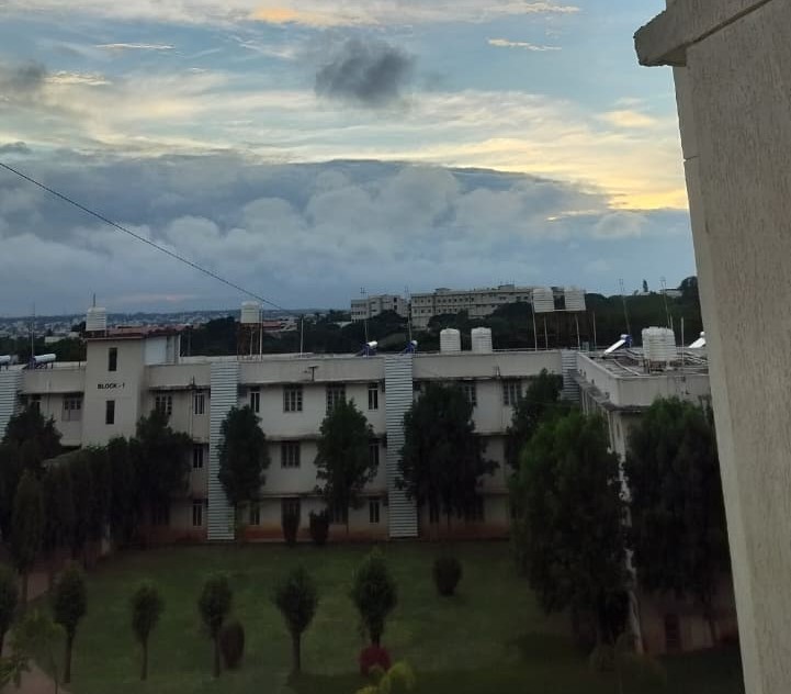 KLE Technological University Hubli campus photo 12